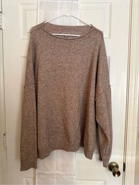 nuuds Heather Cocoa Crewneck women’s Sweater